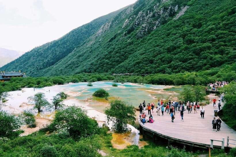 Huanglong Scenic Area: Explore Stunning Five-Colored Ponds - Starting at Huanglong Visitor Center or Huanglong Cableway Station