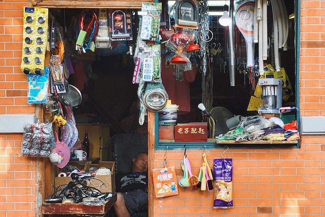 HuangPu River Ferry Boat & Highlights Bike Tour With Local Lunch - Stop 4, Hongkou Football Stadium and Luxun Park: Park Life and Tai Chi Moments