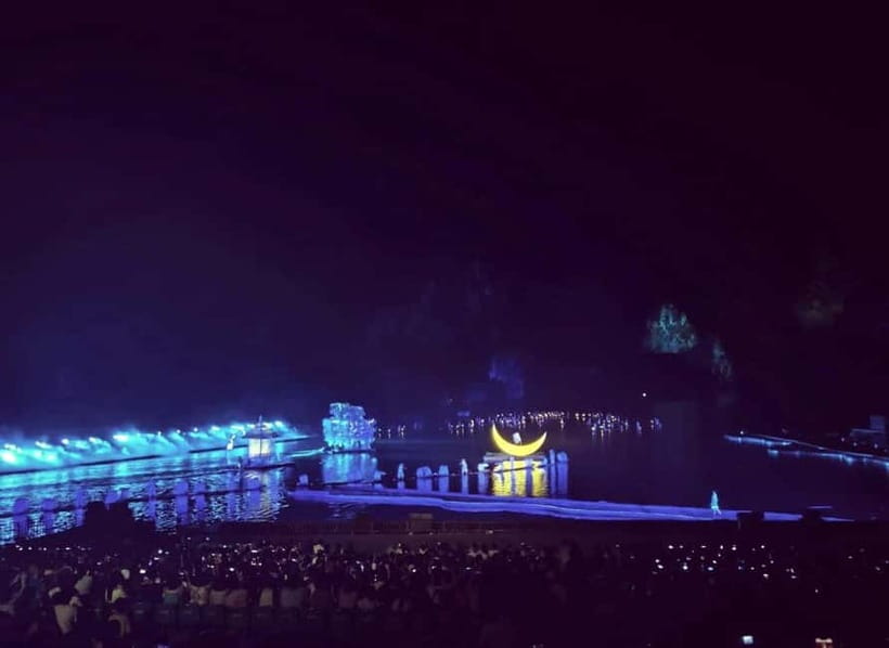 Impression of Liu Sanjie in Yangshuo, Guilin - A Big Show on the Li River in Yangshuo