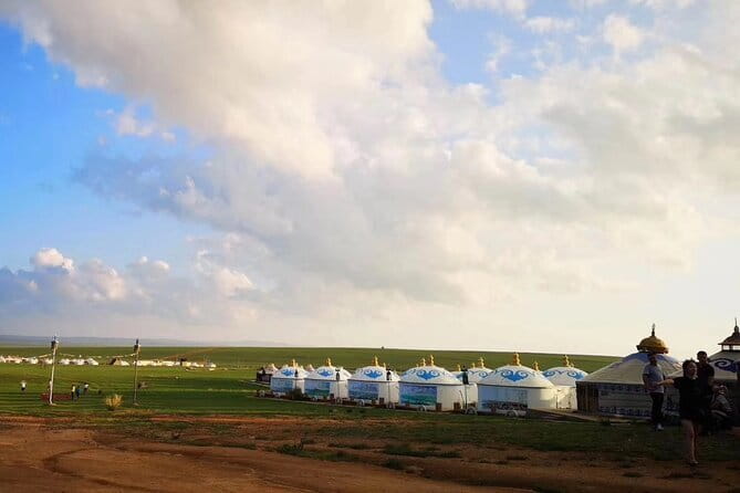 Inner Mongolia Hohhot 1Day Kubuqi Desert (Whistling Dune Bay)Tour - How the private guide and car really change the day