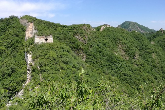 Jiankou Great Wall (To Mutianyu) Private Guided Day Tour - Jiankou on Foot: What to Expect From a More Dangerous Section