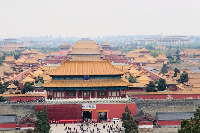Jingshan Park Tour - Stop 5: Nanluoguxiang, boutique street energy, and an easy finish