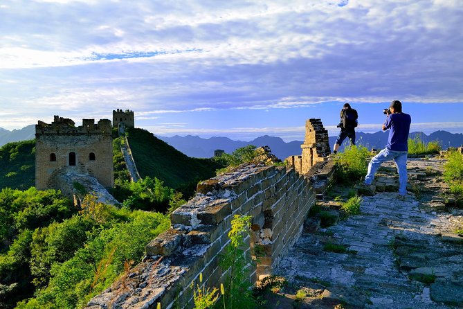 Jinshanling Great Wall Day Trip: Transfer or Guided Service - Your real choice: Jinshanling only, or add Simatai and Gubei Water Town