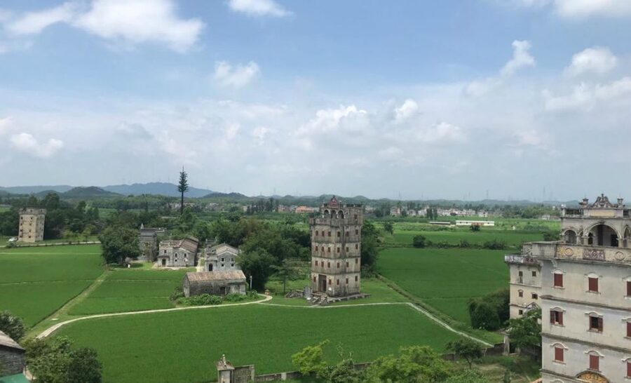 Kaiping Private Day Tour From Guangzhou - When the guide makes the difference: English help that keeps you oriented