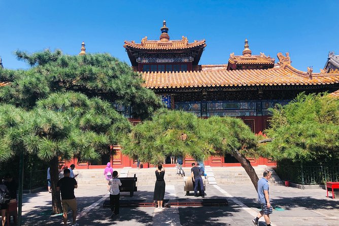 Lama Temple, Hutong and Silk & Pearl Market Private Day Tour - Guides, restaurant picks, and how the day actually feels