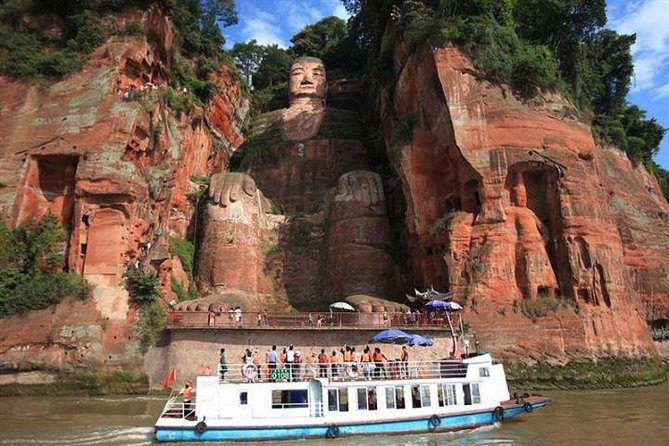 Leshan Giant Buddha Day Tour - Leshan Giant Buddha (Da Fo): what the main stop feels like
