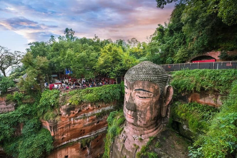 Leshan Giant Buddha & Huanglongxi/Buddha Temple Day Trip - Timing, comfort, and what I’d pack for this day