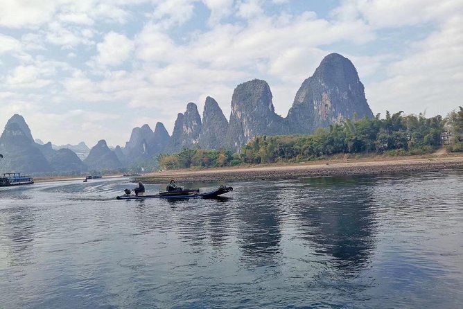 Li River Cruise with bamboo Rafting & Xianggong Hill Private Tour - What to pack and how to plan your day on the Li River
