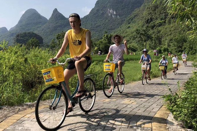 Li River Cruise with bamboo Rafting & Xianggong Hill Private Tour - Bamboo boat time on the Li River near Yangshuo: what you actually get