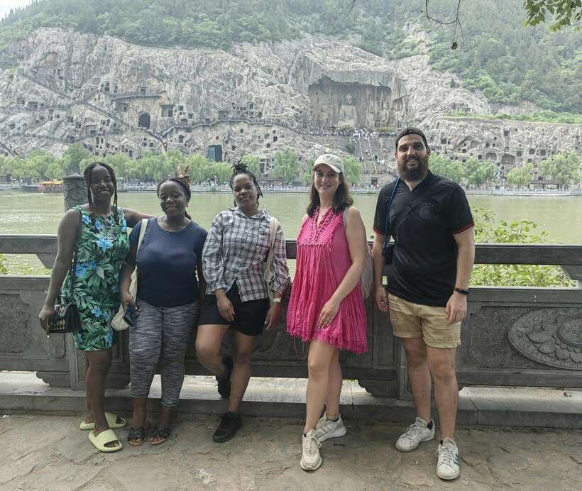 Louyang Day Tour from Xian: Longmen Grottoes, Shaolin Temple - Guide Quality and Safety: The Things You Feel on a Long Day