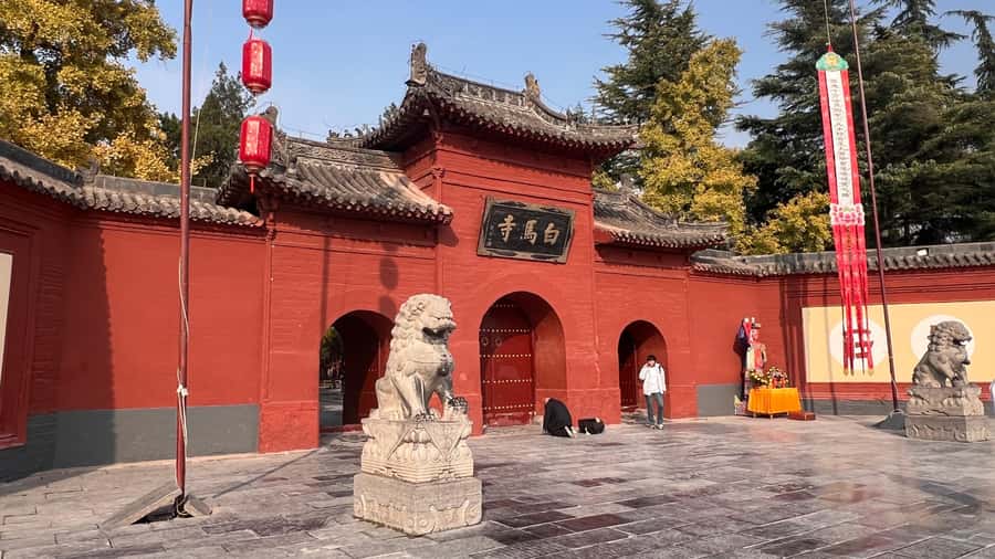 Luoyang: Day tour from Xian or LuoYang with tickets options - Tickets and What They Cover (So You Are Not Surprised)