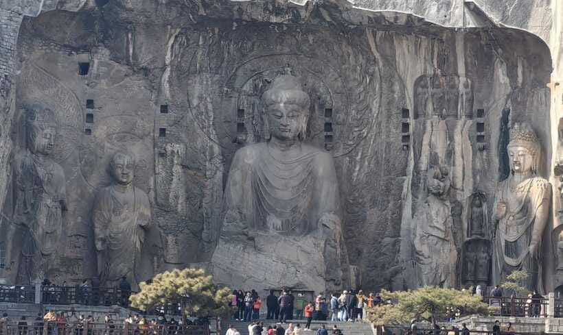 Luoyang: Longmen Grottoes Entry Ticket Only Option - Where the guide actually helps you, and where you should still steer