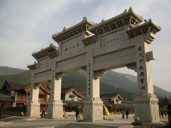 Luoyang Longmen & Shaolin Private Day Tour from Xian by HSR Train - Key Things to Know Before You Go