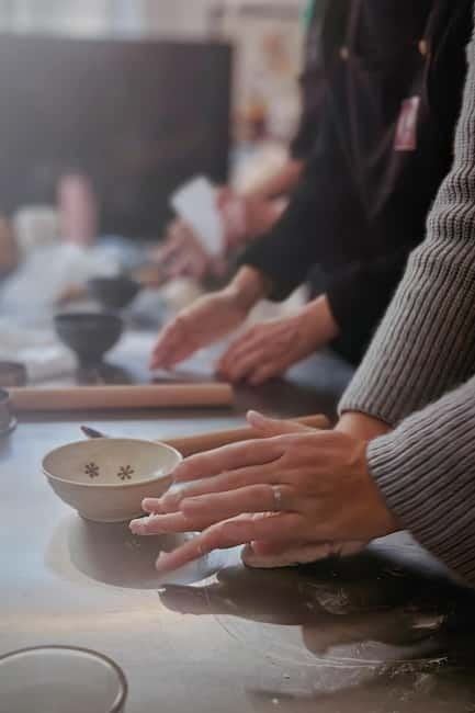 Make Soup Dumpling: Vegan or Pork in Shanghai Shikumen - The 18-fold pleat: the skill that turns dough into dumplings