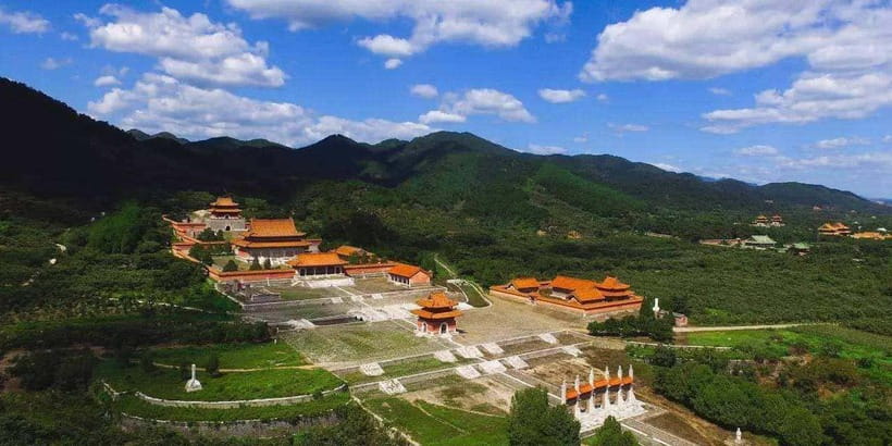 Ming Tombs Private Tour: Sacred Road, Dingling and Changling - Dingling Underground Palace: What 27 Meters Down Really Shows