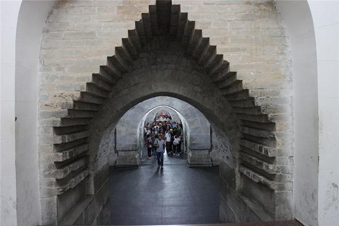 Ming Tombs Sacred Way & Underground Palace & Water Wall P Tour - Entering the Sacred Way: what to notice on the statue walk