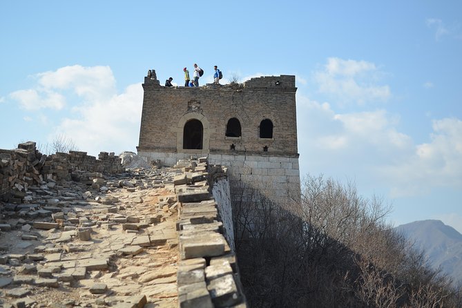 Mini Group: One-Day Jiankou to Mutianyu Great Wall Hiking Tour - Why the Jiankou to Mutianyu mix feels like the real Great Wall