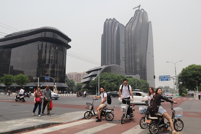 Modern Beijing Discovery by Bike - Stop 3: The Place, that roof screen that forces you to look up