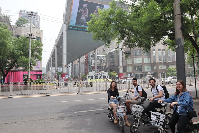 Modern Beijing Discovery by Bike - E-bike vs bicycle, and how you’ll handle the ride
