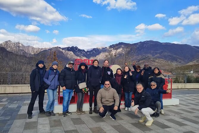 Mubus: Mutianyu Great Wall Bus Tour with Summer Palace Options - The bus ride with an English guide: history and practical tips on the move