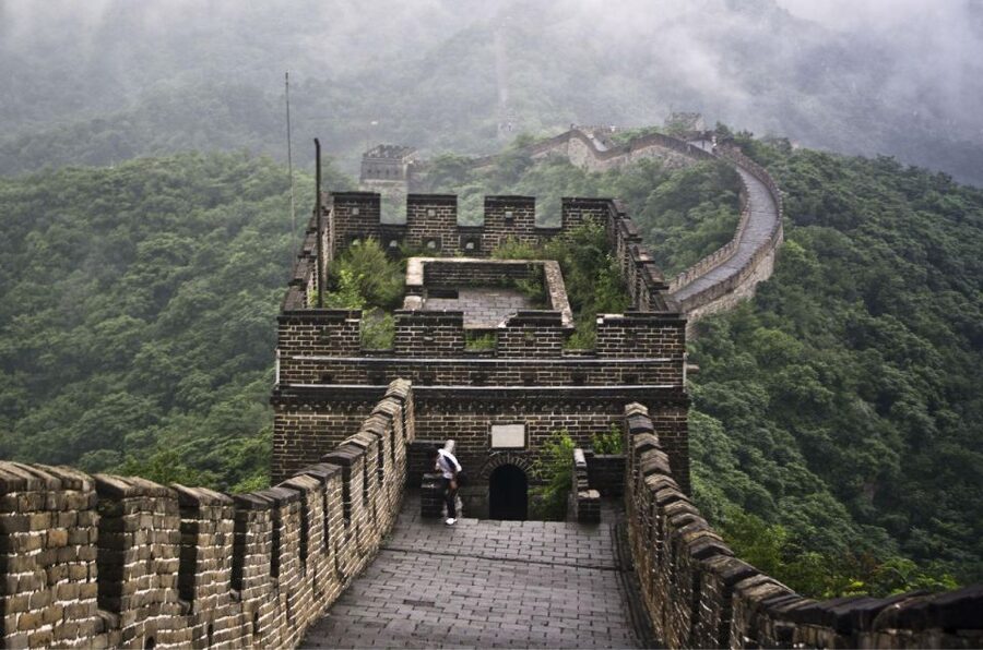 Mutianyu Great Wall Bus Group Tour - The guide experience: when bilingual support shines, and when it’s lighter
