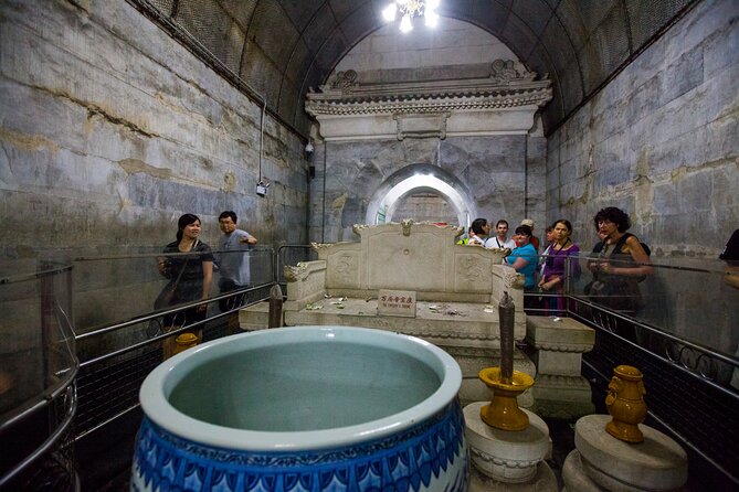 Mutianyu Great Wall & Ming Tombs All Inclusive Private Tour - Lunch at a homestyle Chinese spot that keeps you fueled