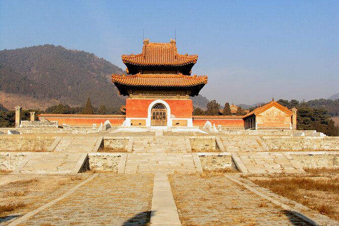 Mutianyu Great Wall & Ming Tombs All Inclusive Private Tour - Ming Tombs: Ding Tomb, Wanli, and the Sacred Way walk