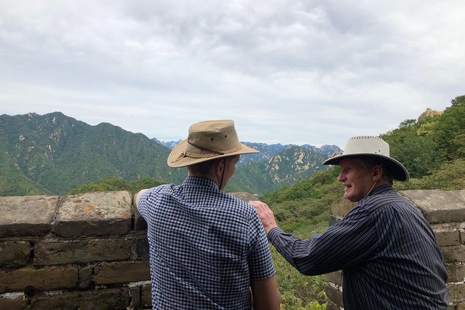 Mutianyu Great Wall Private Trip with English Speaking Driver - The Mutianyu arrival timing: what happens before you even start walking