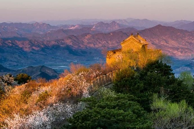 Mutianyu Great Wall Private VIP Tour with Peak Restaurant Dining and Cable Car - Key things to know before you go
