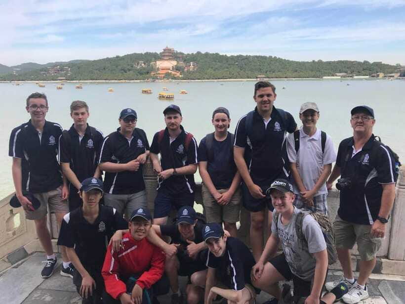 Mutianyu Wall, Summer Palace & Old Summer Palace Day Tour - Mutianyu Great Wall: why this section feels calmer and more rewarding
