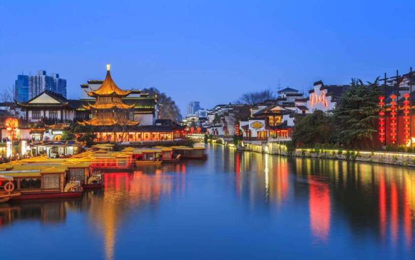 Nanjing: Night Cruise on Outer Qinhuai River for Adults - Outer Qinhuai River at Night: Why This One Feels Different