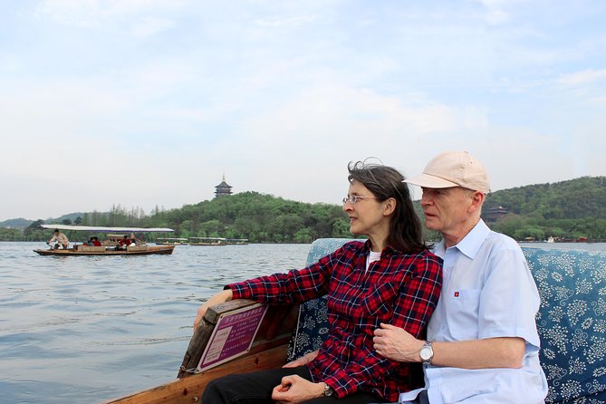 One-Day Hangzhou Dragon Well Tea Culture & West Lake Private Tour - West Lake boat cruise and Fairy Island: the classic view with structure