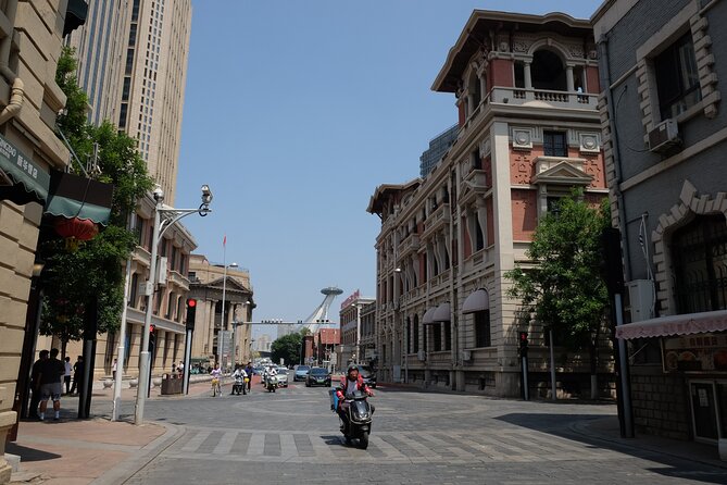 One day tour to downtown Tianjin from Beijing by high speed train - Stop 3, Xiaobailou and the Five Great Avenues: Little White Building and Old Prosperity