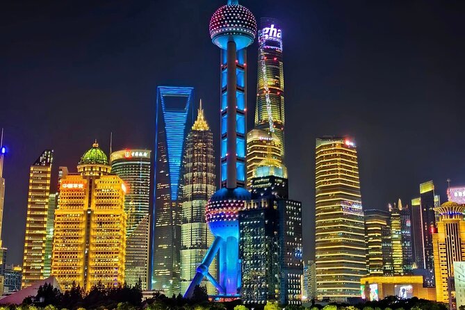 Photo Session on the Famous Shanghai Skyline - Price and value: how $5 per group adds up