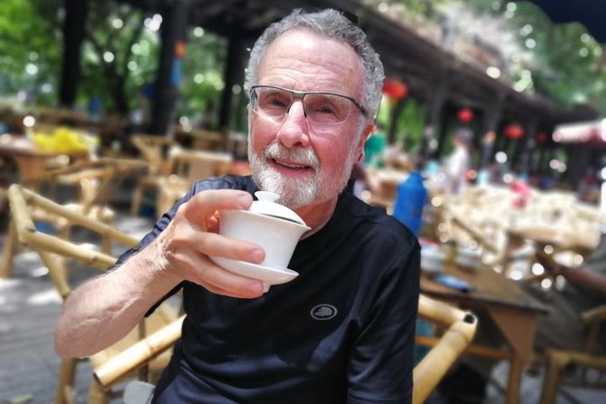 Private 4-Day Tour: Beijing, Xi'an, Chengdu & Shanghai - Wenshu Temple tea tasting and Sichuan hot pot with a spice option