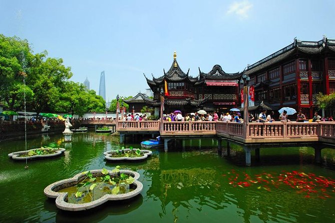 Private Amazing Shanghai City Day Tour in Your Way - What $135.29 really buys: guide, transport, and separate tickets