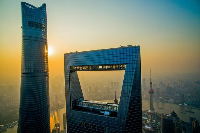 Private Arrival Transfer from Pudong Airport to Shanghai City Hotel - Meeting Your Driver at Pudong Airport: Flight Info, Arrival Hall Pickup, and Fast Help