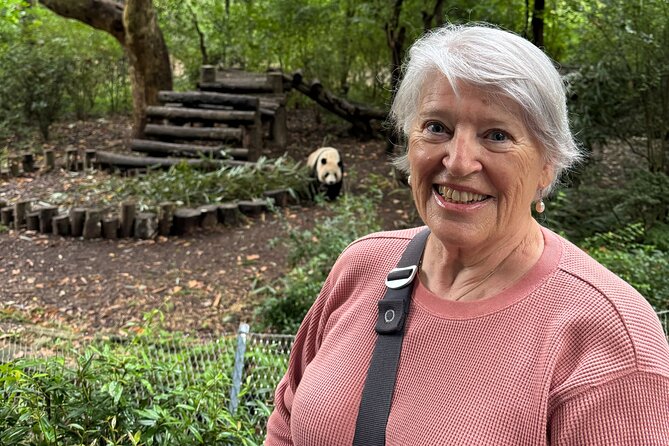 Private Chengdu Panda Base Tour with Hotel Pickup - Ji’s English explanations, and how guides change the day
