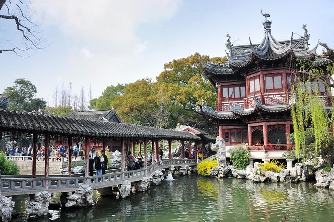 Private Customized Tour: Shanghai in One Day - Yu Garden: when you want the old city streets