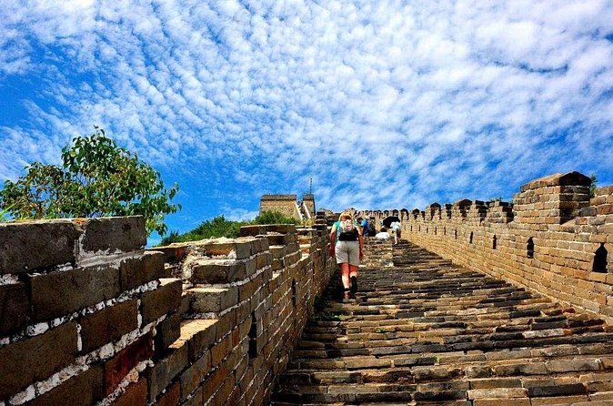 Private Day Tour of Mutianyu/Badaling Great Wall w/VIP Fast Pass - Price and value: is $148 per person worth it?