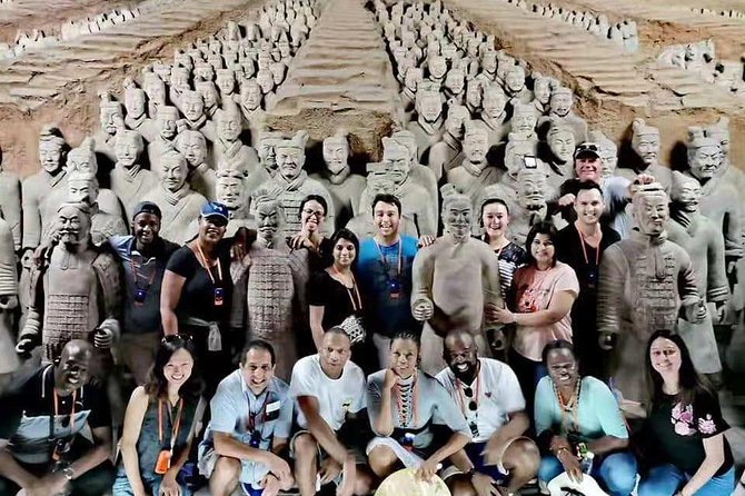 Private Day Tour of Terracotta Warriors,Cave House and Han Yangling Mausoleum - The cave house visit: a break from the monument rush