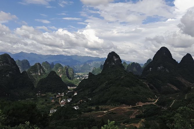 Private Day Tour of Yangshuo Xianggong Mountain and Yulong Bamboo Boat - Guide quality is the real differentiator here