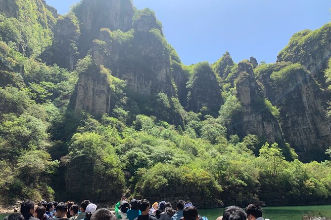 Private Day Tour to Longqing Gorge and Dingling at the Ming Tombs with Lunch and Boat Ride - A 9-hour private hit of Ming power and river scenery