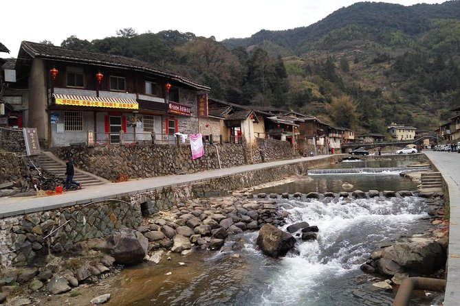 Private Day Tour To Tianluokeng Tulou from Xiamen Including Lunch - How the 9-hour day really feels from Xiamen