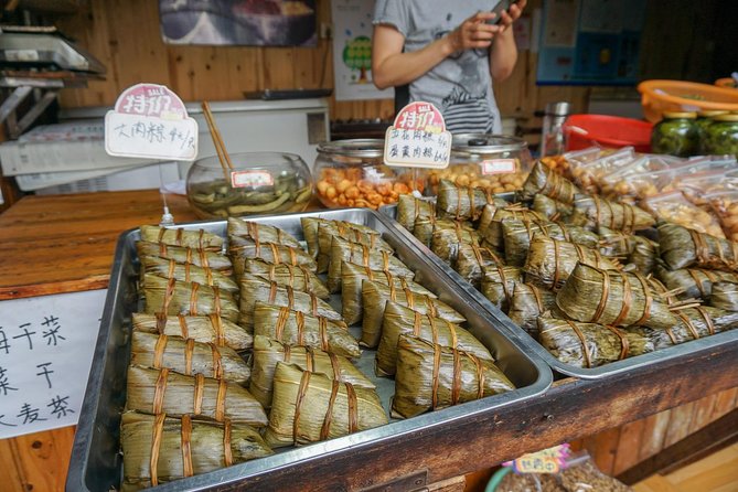Private Day Tour: Zhujiajiao with Your Choice of Shanghai Sites - Choosing Up to Three Shanghai Sights: The Smart Part of This Tour