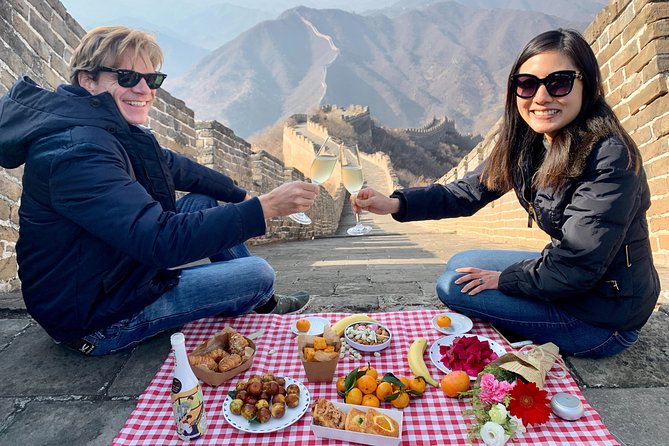 Private Day Trip to the Huanghuacheng Wild Great Wall with Picnic - Private ride and pickup, plus English guide Viví