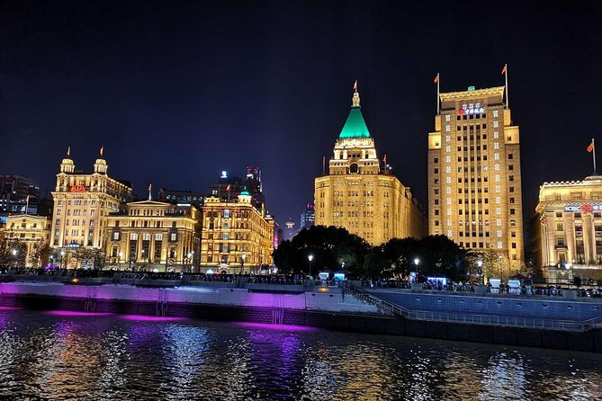 Private Evening Tour: VIP Huangpu River Cruise and Shanghai Lights - Who this private evening tour suits best