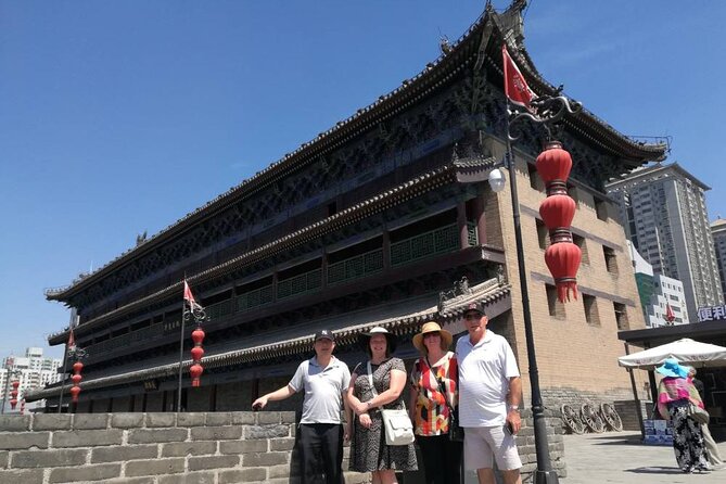 Private Flexible Xian City Day Tour with Lunch - Big Wild Goose Pagoda and the City Wall climb