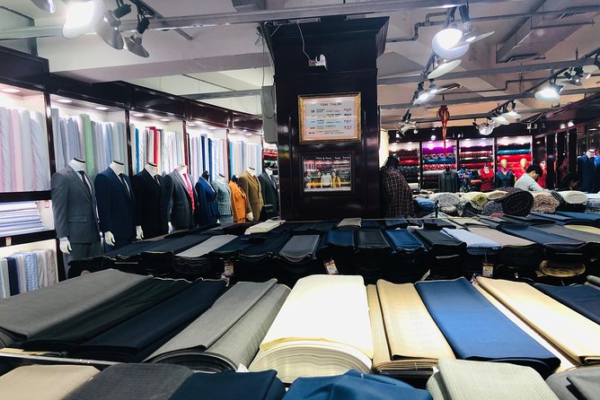 Private Full Day Beijing Shopping Tour - Hongqiao Pearl Market Plus Lunch: Souvenirs Without the Guesswork