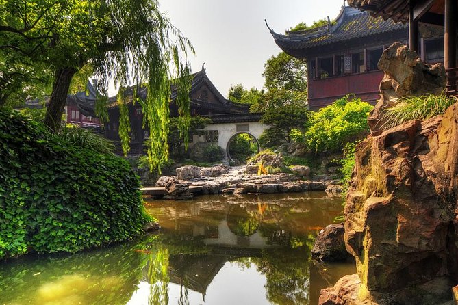 Private Full Day Tour: Zhujiajiao Ancient Water Town with Best of Shanghai - Yuyuan Garden and Yuyuan Old Street, Ming-era layouts and street-level Shanghai